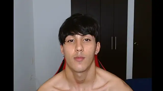 Snapshot of neithanzynxx chatting on 03/20/25, 07:35 neithanzynxx online show from 03/20/25, 07:35