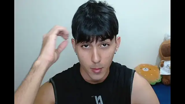 Snapshot of neithanzynxx chatting on 09/20/25, 07:37 neithanzynxx online show from 09/20/25, 07:37