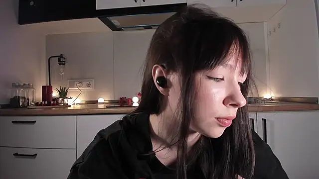 Snapshot of Sindy_Juxx chatting on 02/17/26, 08:00 Sindy Juxx online show from 02/17/26, 08:00