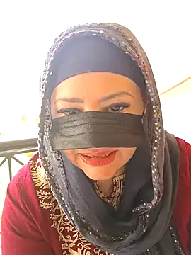 Loly2025 online show from 06/06/26, 12:21