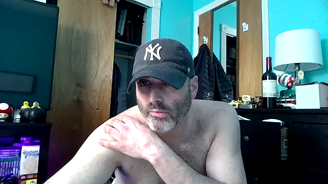 Snapshot of Novabear6996 chatting on 11/07/25, 05:35 Novabear6996 online show from 11/07/25, 05:35