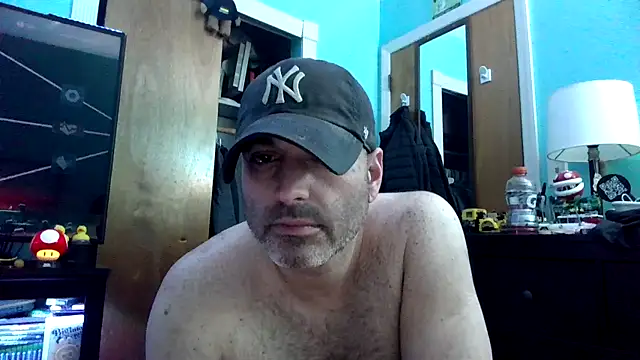 Snapshot of Novabear6996 chatting on 11/17/25, 06:30 Novabear6996 online show from 11/17/25, 06:30
