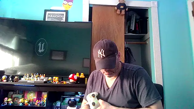 Snapshot of Novabear6996 chatting on 11/27/25, 06:54 Novabear6996 online show from 11/27/25, 06:54