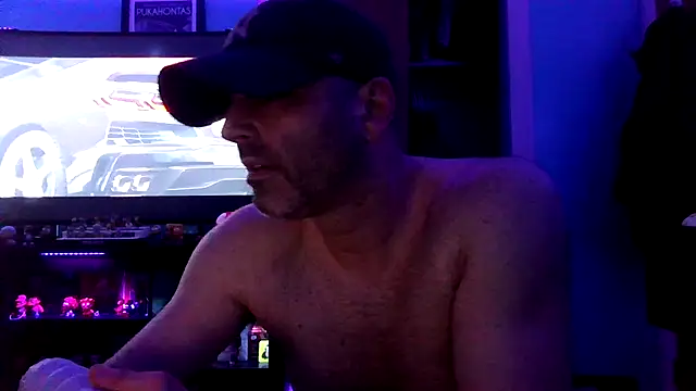 Snapshot of Novabear6996 chatting on 11/28/25, 11:57 Novabear6996 online show from 11/28/25, 11:57