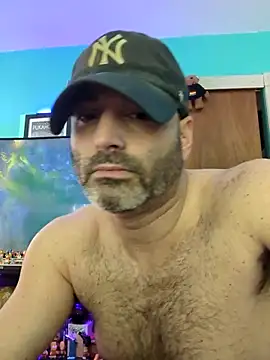 Snapshot of Novabear6996 chatting on 12/21/25, 02:46 Novabear6996 online show from 12/21/25, 02:46
