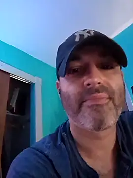 Snapshot of Novabear6996 chatting on 04/16/26, 06:03 Novabear6996 online show from 04/16/26, 06:03