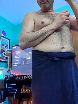 Snapshot of Novabear6996 chatting on 06/05/26, 10:59 Novabear6996 online show from 06/05/26, 10:59