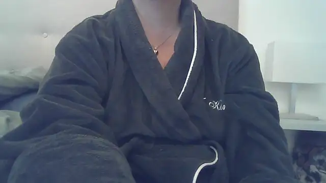 sizha6 online show from 10/03/25, 08:44