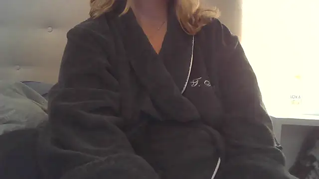 sizha6 online show from 10/13/25, 07:30