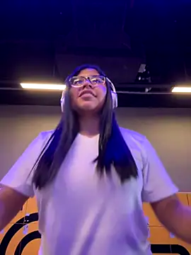 Karla Stein2025 online show from 11/25/25, 01:55