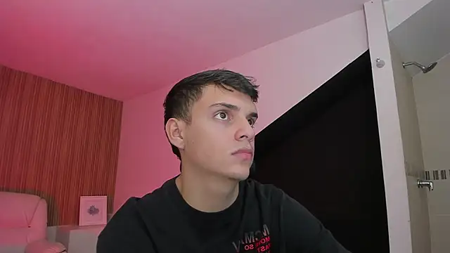 Snapshot of JacobRoberts1 chatting on 11/20/25, 08:52 JacobRoberts1 online show from 11/20/25, 08:52