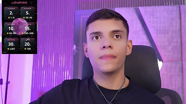 Snapshot of JacobRoberts1 chatting on 11/29/25, 09:40 JacobRoberts1 online show from 11/29/25, 09:40