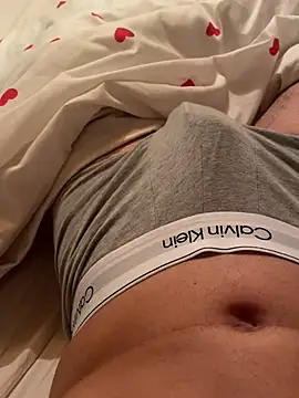 Snapshot of tiago499 chatting on 02/15/25, 06:12 tiago499 online show from 02/15/25, 06:12