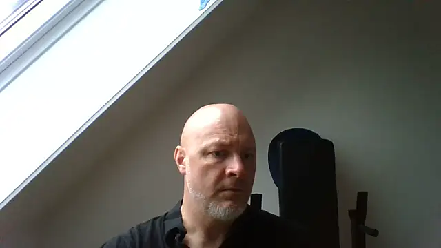 Snapshot of Lucifer29cm chatting on 09/18/25, 07:21 Lucifer29cm online show from 09/18/25, 07:21