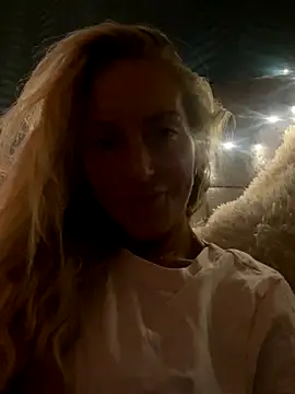 Fiery Blonde LexiX online show from 10/22/25, 10:31