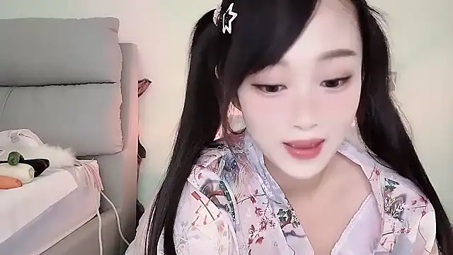 yueyue2003 online show from 03/20/25, 02:32