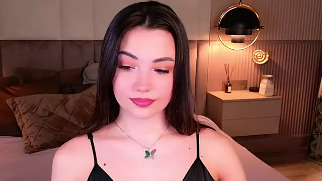 Alice Deleon online show from 10/16/25, 06:36