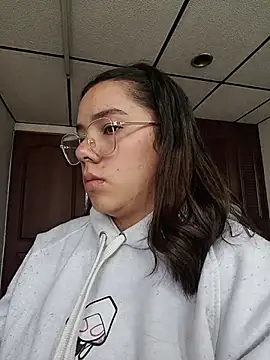 EmmaSulivan online show from 04/25/26, 01:41