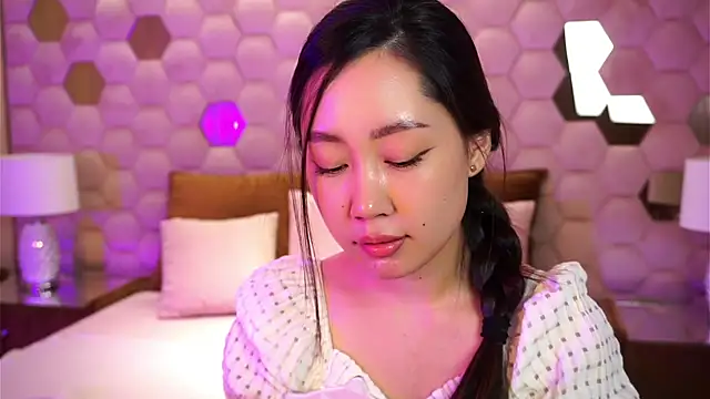 ShyyAngel online show from 02/18/25, 07:54