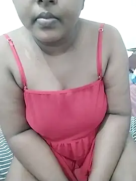 Snapshot of SLbeaty chatting on 10/11/25, 04:12 SLbeaty online show from 10/11/25, 04:12