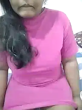 Snapshot of SLbeaty chatting on 11/06/25, 10:27 SLbeaty online show from 11/06/25, 10:27