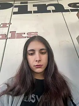 sexymelli18 online show from 06/13/26, 02:15