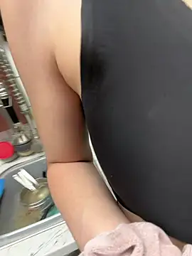 sexymelli18 online show from 06/20/26, 01:47
