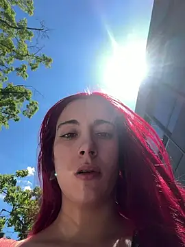 sexymelli18 online show from 07/12/26, 11:12
