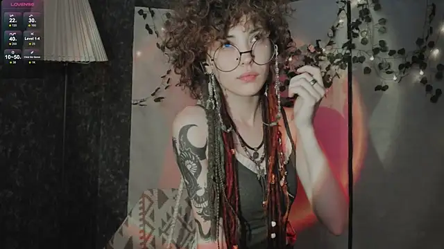 Snapshot of Dizer_clopy chatting on 09/13/25, 03:12 Dizer clopy online show from 09/13/25, 03:12