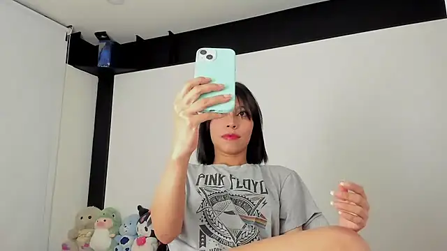 Snapshot of sweet_Amy0 chatting on 10/12/25, 06:23 sweet Amy0 online show from 10/12/25, 06:23