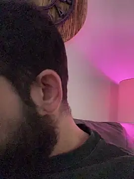 guccititi online show from 11/29/25, 05:16