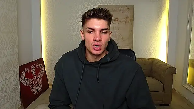 MaxKaiden online show from 10/06/25, 04:43