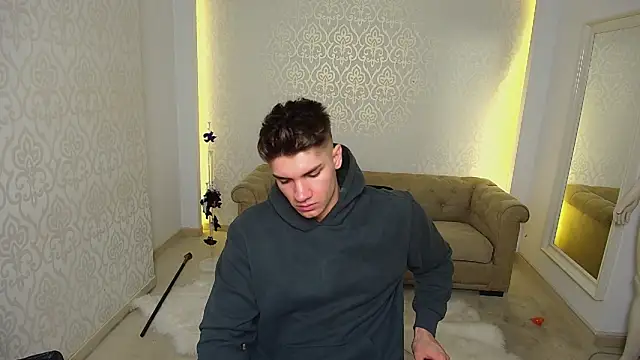 MaxKaiden online show from 11/08/25, 05:18