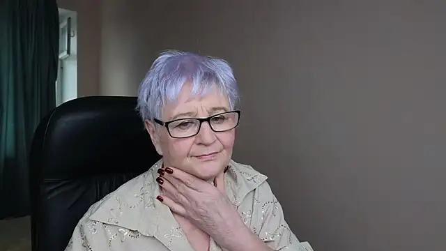 Sandra Snowflake online show from 03/20/25, 10:10