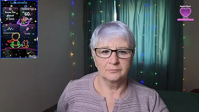 Sandra Snowflake online show from 10/03/25, 12:02