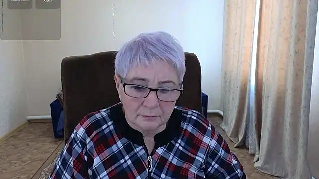Snapshot of Sandra_Snowflake chatting on 01/15/26, 10:31 Sandra Snowflake online show from 01/15/26, 10:31
