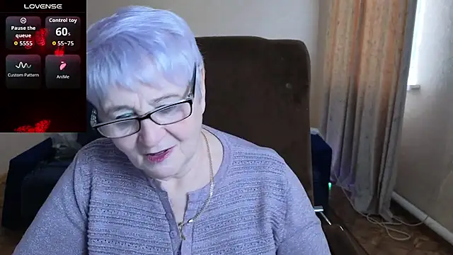 Snapshot of Sandra_Snowflake chatting on 03/19/26, 11:03 Sandra Snowflake online show from 03/19/26, 11:03