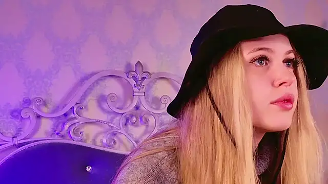 BECKI VRES online show from 10/09/25, 08:40