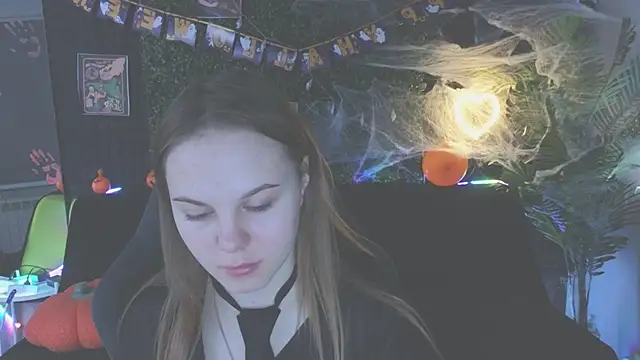 Dyna bae online show from 10/20/25, 02:01