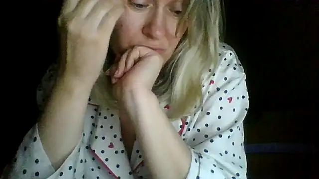 Mary888x online show from 06/10/26, 07:02