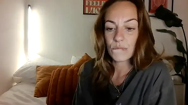 Edenfox- online show from 07/31/26, 10:53