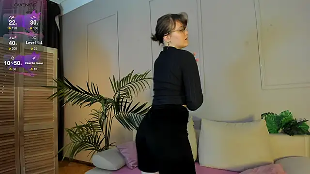 Rada Woods online show from 03/05/25, 03:40