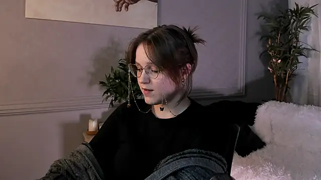 Rada Woods online show from 03/12/25, 11:42