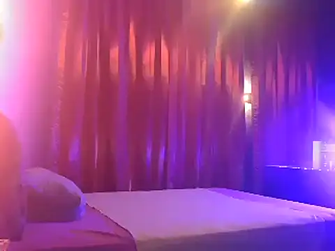 Snapshot of Crasy-Sibel-HH chatting on 03/04/25, 05:56 Crasy-Sibel-HH online show from 03/04/25, 05:56