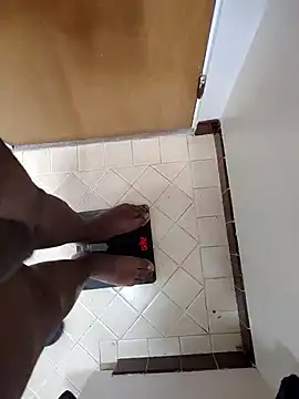 Snapshot of KingSlim56 chatting on 10/08/25, 02:47 KingSlim56 online show from 10/08/25, 02:47