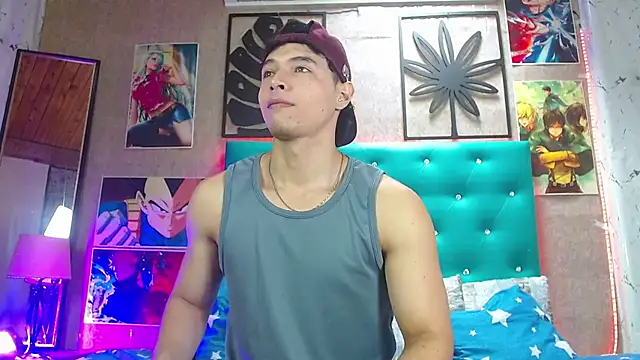 Snapshot of LiamAndrewzz chatting on 10/07/25, 05:43 LiamAndrewzz online show from 10/07/25, 05:43