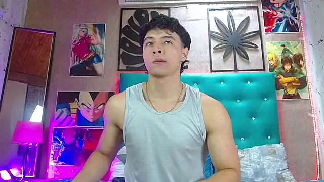 Snapshot of LiamAndrewzz chatting on 10/17/25, 05:37 LiamAndrewzz online show from 10/17/25, 05:37