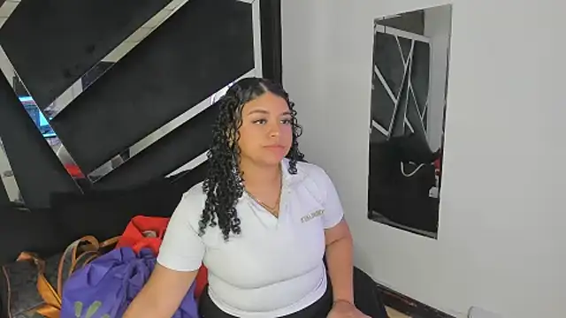 Snapshot of Rubyxht chatting on 11/07/25, 12:38 Rubyxht online show from 11/07/25, 12:38