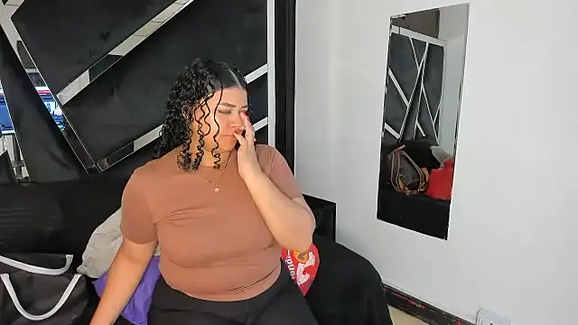 Snapshot of Rubyxht chatting on 11/11/25, 12:38 Rubyxht online show from 11/11/25, 12:38