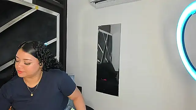 Snapshot of Rubyxht chatting on 11/22/25, 12:37 Rubyxht online show from 11/22/25, 12:37